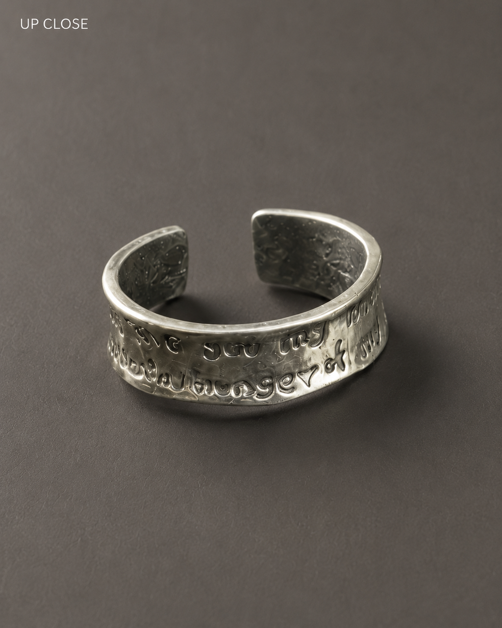 OddJoy Borges Imprint vintage ring product view